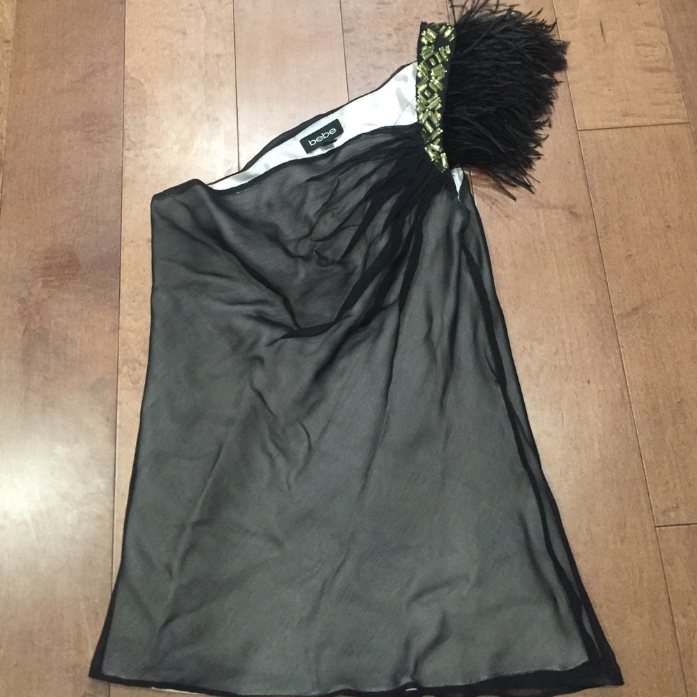 Asymmetric bebe top